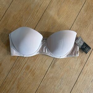 Tahari Light Pink Strapless Bra